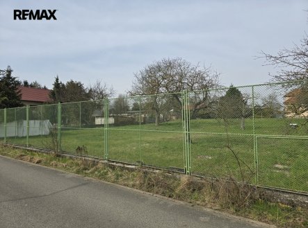 Prodej pozemku pro bydlení, 715 m²