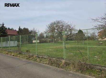 Prodej pozemku pro bydlení, 715 m²