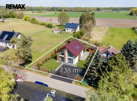 Prodej pozemku pro bydlení, 738 m²