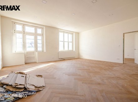 Pronájem bytu, 3+1, 229 m²