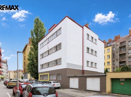Pohled na dům a umístění bytu | Prodej bytu, 2+kk, 50 m²
