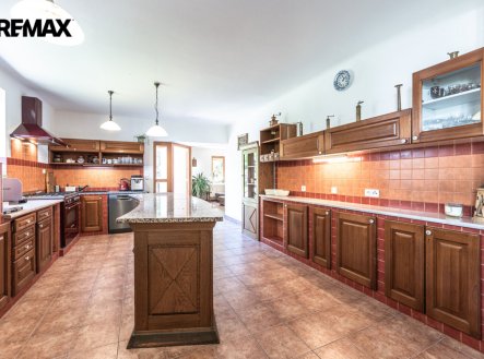 Prodej domu/vily, 213 m²