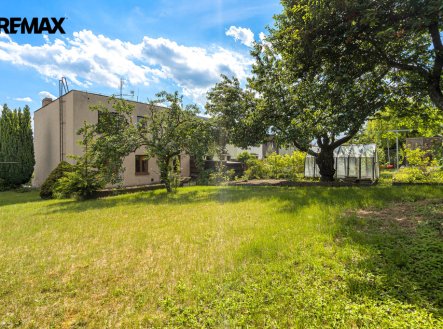Zahrada | Prodej - dům/vila, 220 m²