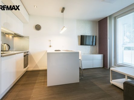 Pronájem bytu, 2+kk, 33 m²