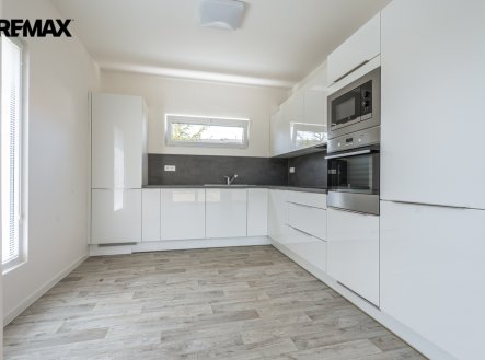 Pronájem domu/vily, 96 m²