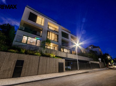 Pronájem bytu, 2+kk, 70 m²