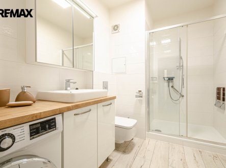 Pronájem bytu, 2+kk, 46 m²