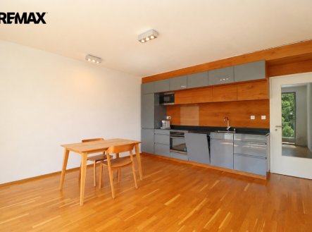 Pronájem bytu, 2+kk, 50 m²