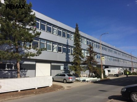 Pronájem skladu, 10 482 m²