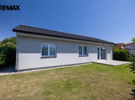 Pronájem domu/vily, 99 m²