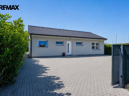 Pronájem domu/vily, 99 m²