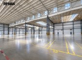 Pronájem - skladovací prostor, 10 500 m²