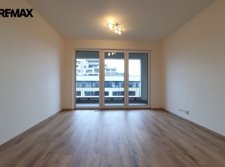 Pronájem bytu, 1+kk, 35 m²