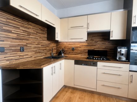Prodej bytu, 3+1, 77 m²