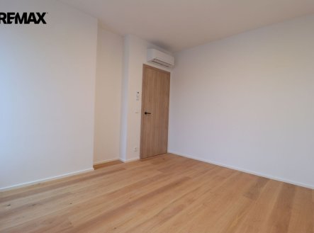 Pronájem bytu, 2+kk, 40 m²