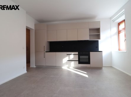 Pronájem bytu, 2+kk, 41 m²