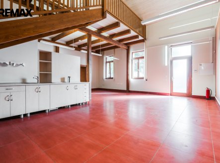 Pronájem obchodní prostory, 191 m²