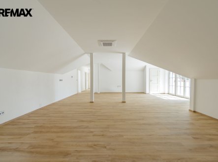 Prodej bytu, 4+kk, 140 m²