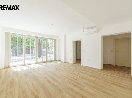 Prodej bytu, 4+kk, 128 m²