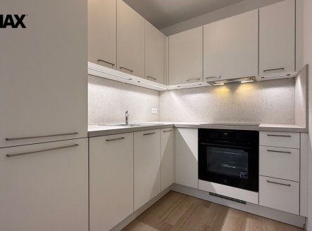 Pronájem bytu, 2+kk, 44 m² obrázek