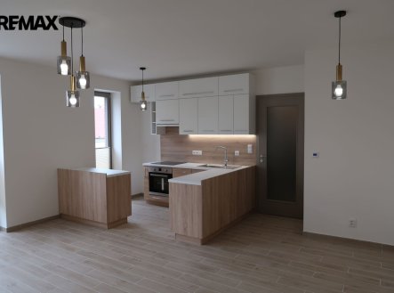 Pronájem bytu, 2+kk, 53 m²
