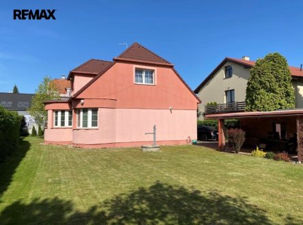 Pronájem domu/vily, 289 m²