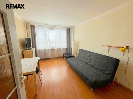 Pronájem bytu, 1+kk, 27 m²