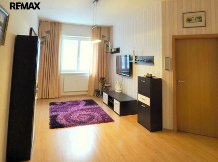 Pronájem bytu, 2+kk, 56 m²