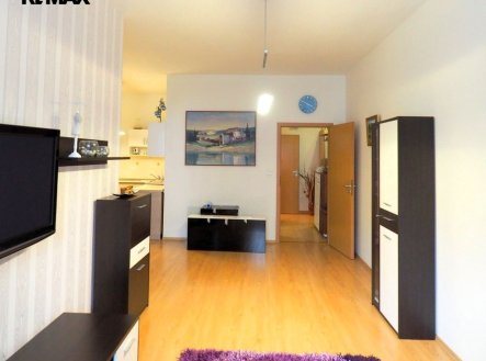 Pronájem bytu, 2+kk, 56 m²