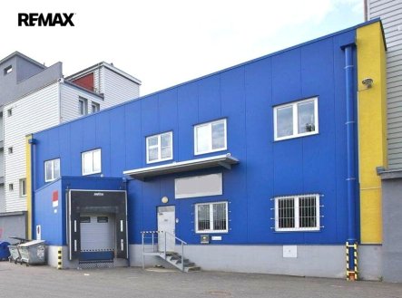 Pronájem skladu, 1 395 m²