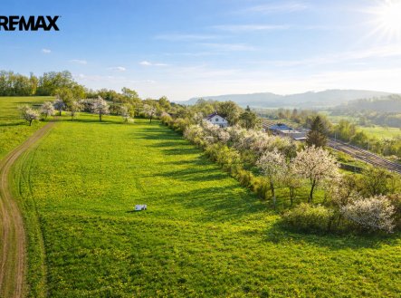 Prodej pozemku pro bydlení, 4 299 m² obrázek