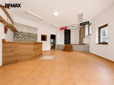 Pronájem obchodní prostory, 130 m²