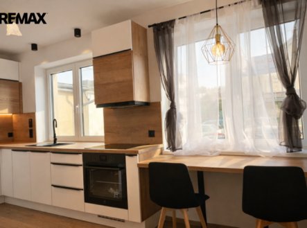 Pronájem bytu, 1+kk, 32 m²