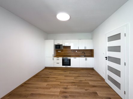 Pronájem bytu, 2+kk, 42 m²