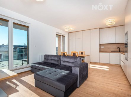 Pronájem bytu, 2+kk, 97 m²