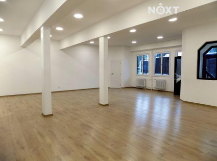 Pronájem kanceláře, 114 m²