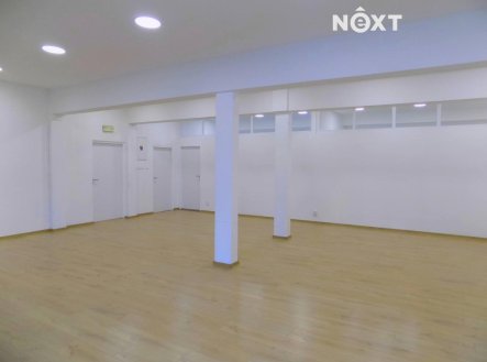 Pronájem kanceláře, 114 m²