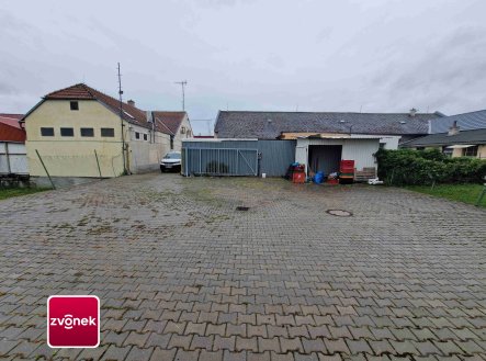 Pronájem komerčního objektu, výroba, 780 m²