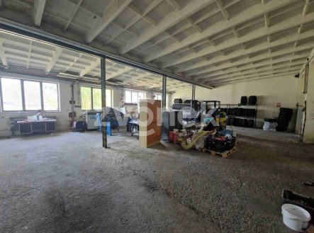 Pronájem komerčního objektu, jiný, 250 m²