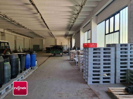 Pronájem komerčního objektu, sklad, 1 000 m²