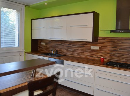 Pronájem bytu, 2+1, 72 m²