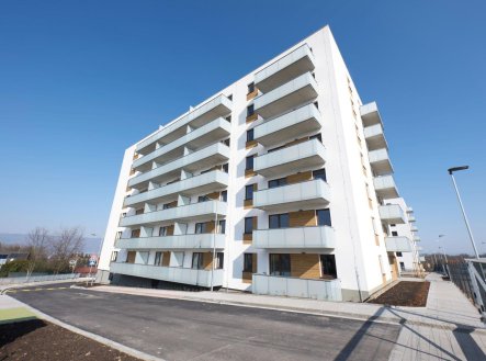 Pronájem bytu, 3+kk, 83 m²