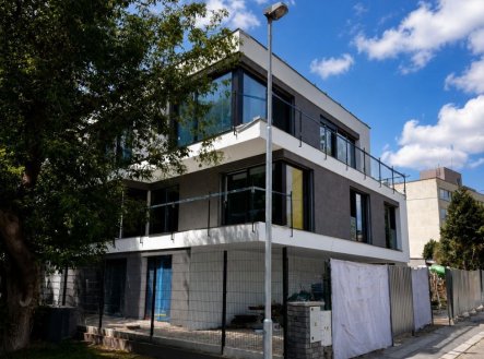 Prodej bytu, 2+kk, 45 m²