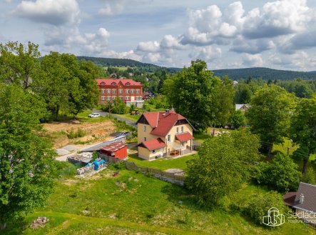 Prodej komerčního objektu, 180 m²