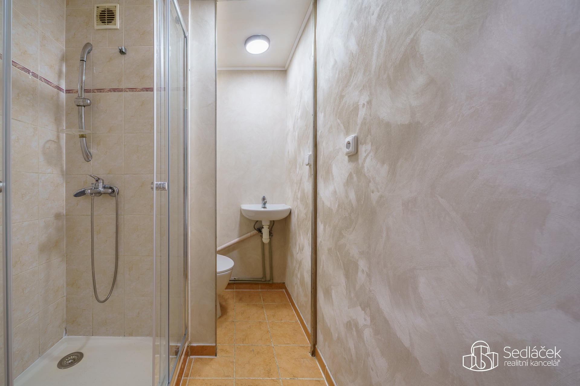 Pronájem světlého bytu 1+1, 37,6 m², Sokolov – ul. Jelínkova