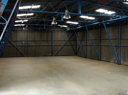 Pronájem komerčního objektu, sklad, 180 m²