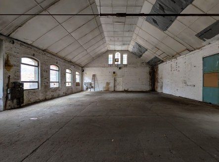 Pronájem skladu, 1 373 m²