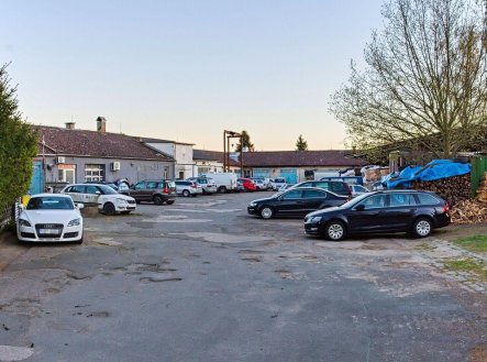 Prodej výrobní prostory, 3 949 m²