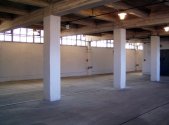 Pronájem skladu, 890 m²