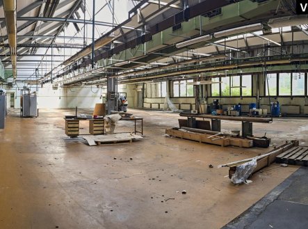 Pronájem výrobní prostory, 635 m²
